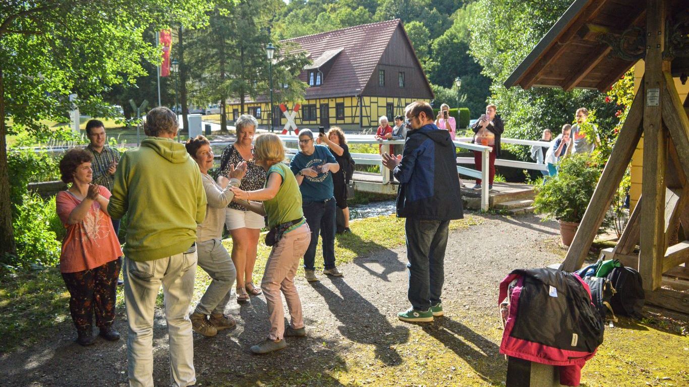 Wandern - mit gemeinsames Singen